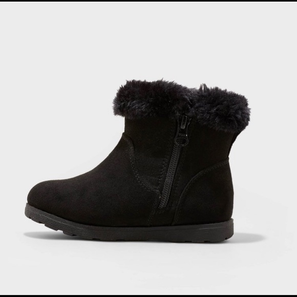 Toddler Girls Emani Zipper Slip On Black Boots with Fur - Picture 2 of 4